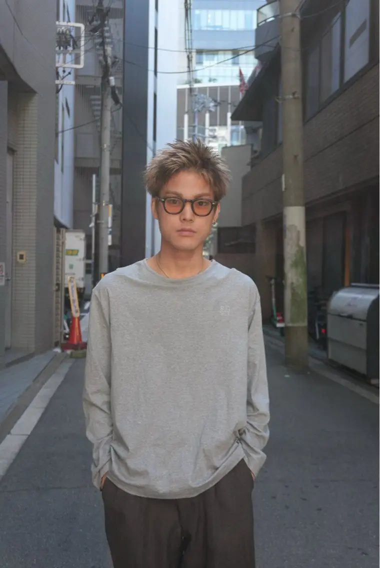 カラー メンズ 鴨井 凛仁のヘアスタイル