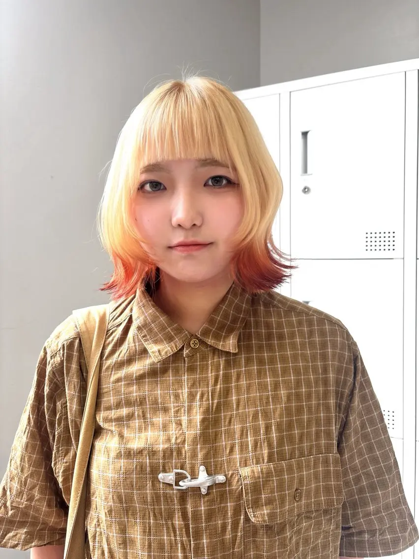 カラー ブロンド デザインカラー ハイトーンカラー オレンジ オレンジレッド ヘアカラー 艶カラー💞 amiのヘアスタイル
