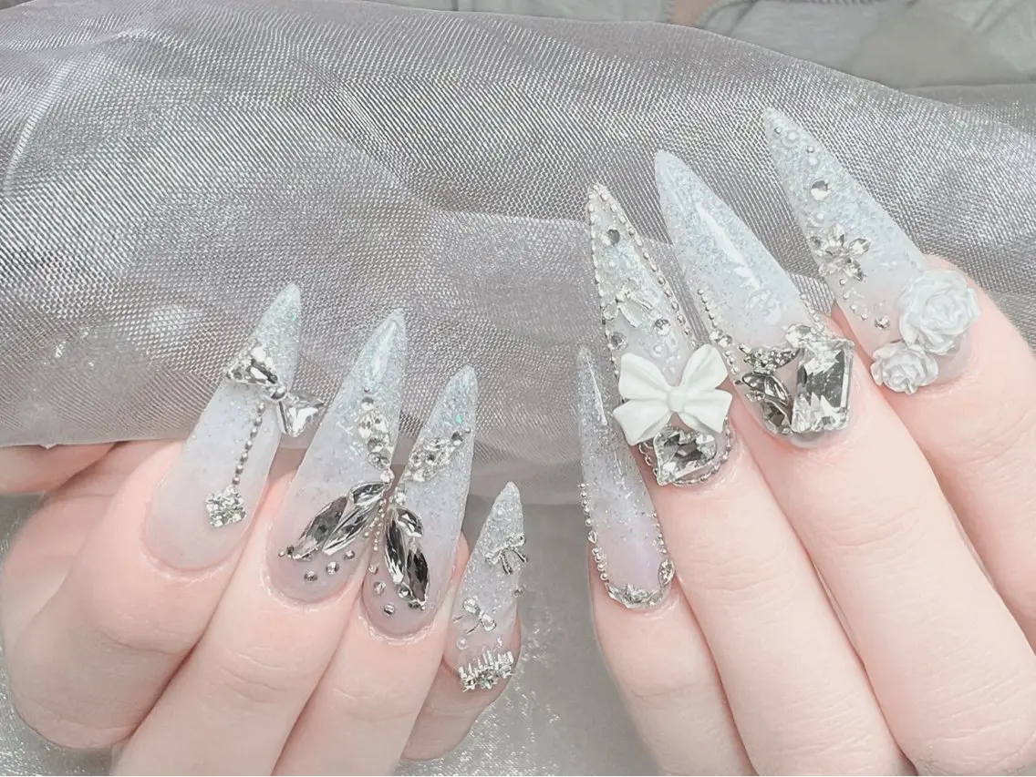 ネイル 成人式 ジェルネイル ロングネイル マグネットネイル ミディアムネイル ハンドネイル MoMoA Nail ネイル長さ出し専門店のネイルデザイン