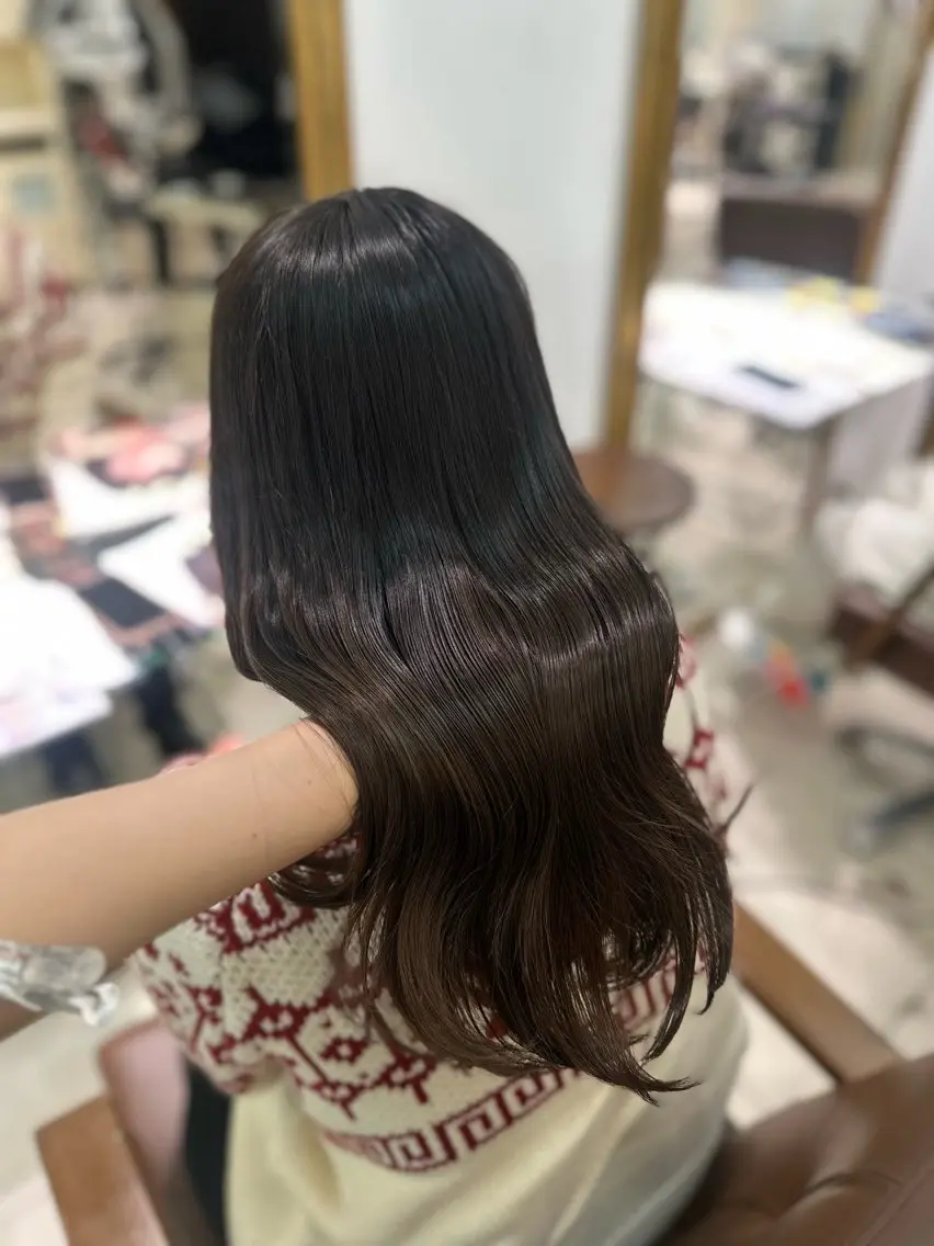 ロング トリートメント トリートメント 髪質改善艶カラー🩶 Nanako ⟡.·のヘアスタイル