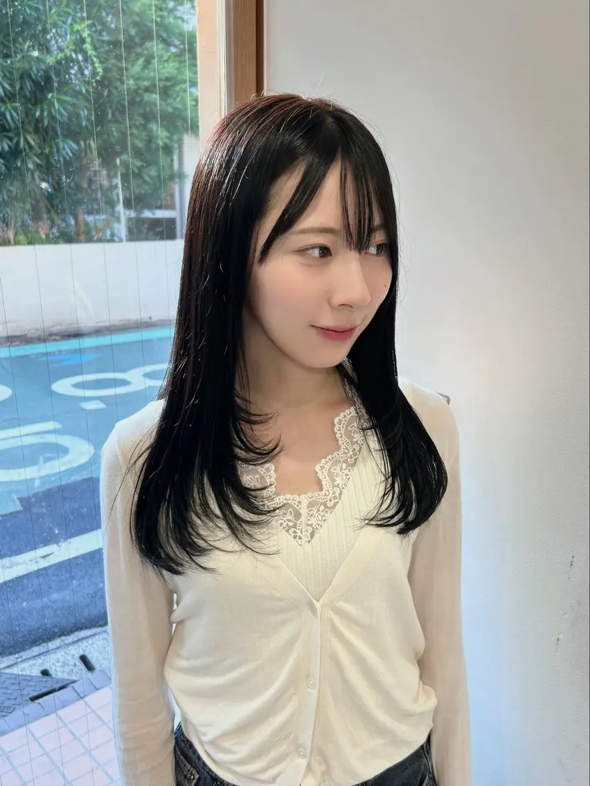ロング カラー 縮毛矯正 トリートメント レイヤーカット⛓ hina🩶のヘアスタイル
