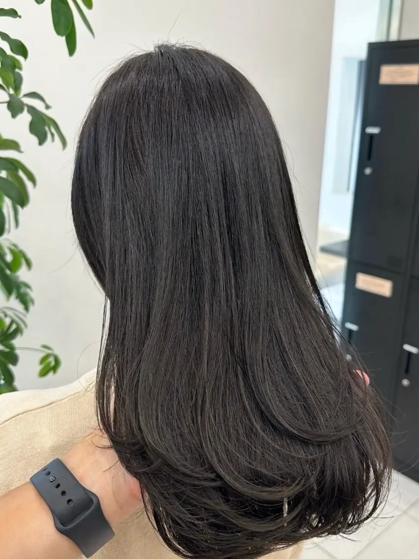 ロング カラー 三浦 悠のヘアスタイル