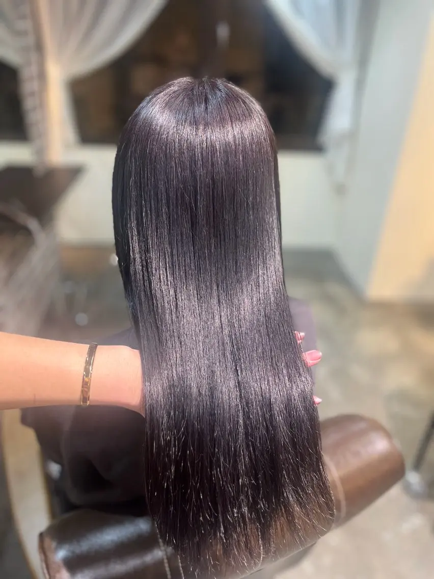 ミディアム カット ヘアカラー トリートメント 縮毛矯正/暖色系 /徳田真緒のヘアスタイル