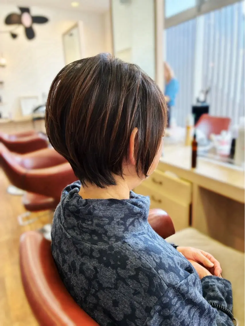 ショート カラー ショートヘア カット ヘアカラー アトリエファゴ Chikanoのヘアスタイル