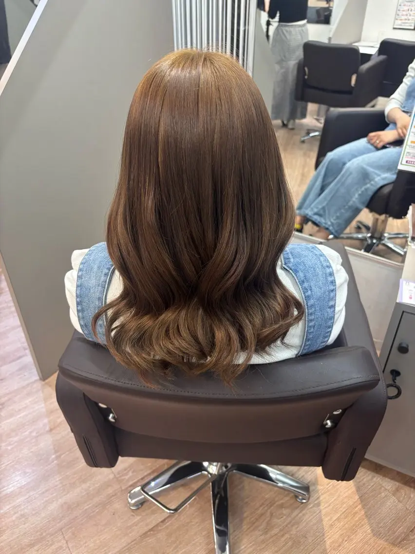 セミロング ミルクティーブラウン The Ect Q'n🍑MOMOのヘアスタイル