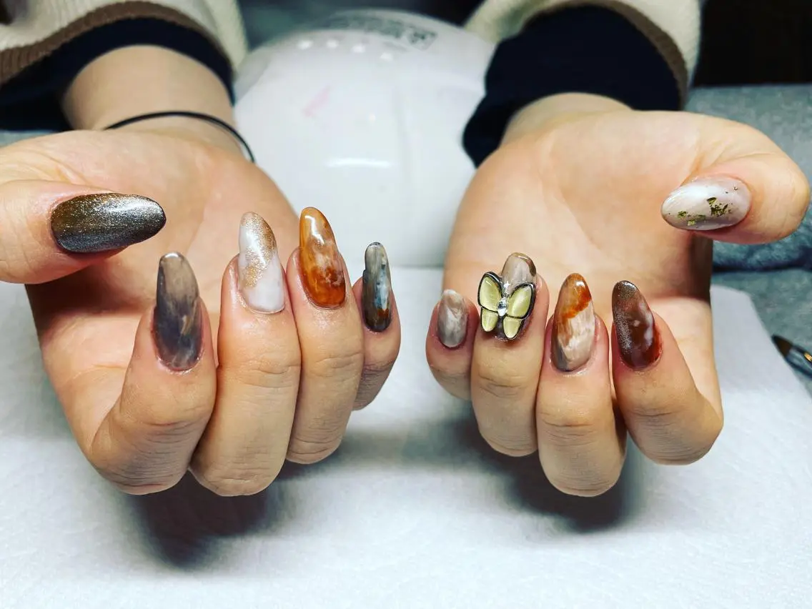 ネイル ハンドネイル CRAZY NAILのネイルデザイン