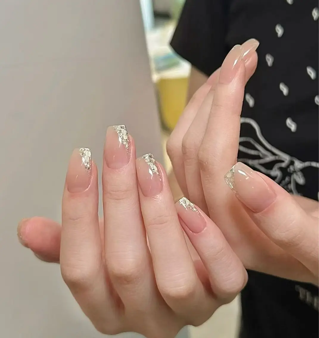 ネイル フラワーネイル フレンチネイル ジェルネイル ガラスフレンチ ハート ハンドネイル BabyYouMi nailのネイルデザイン