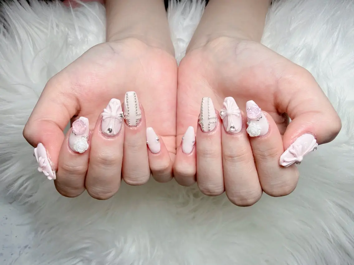 ネイル フラワーネイル フットネイル ジェルネイル ガーリー メンズネイル ハンドネイル Jang Nailのネイルデザイン