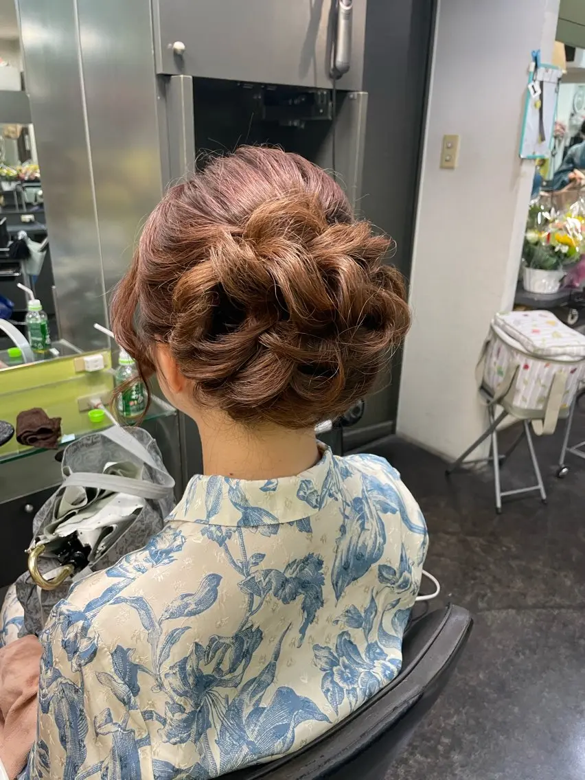 【✨リピーター様、限定ヘアセット✨】予約受付時間【12時​〜​last】⚠️すぐ予約⚠️の枠埋まっていても予約可能です⭐️の写真