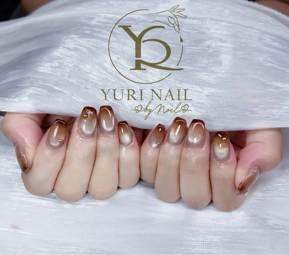 ネイル ハンドネイル フットネイル ハンドケア YURI Nail NARITAのネイルデザイン