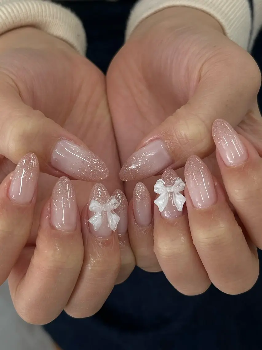 ネイル ラメ(グリッター) ラメグラデーション ピンク schon 🎀saraのネイルデザイン