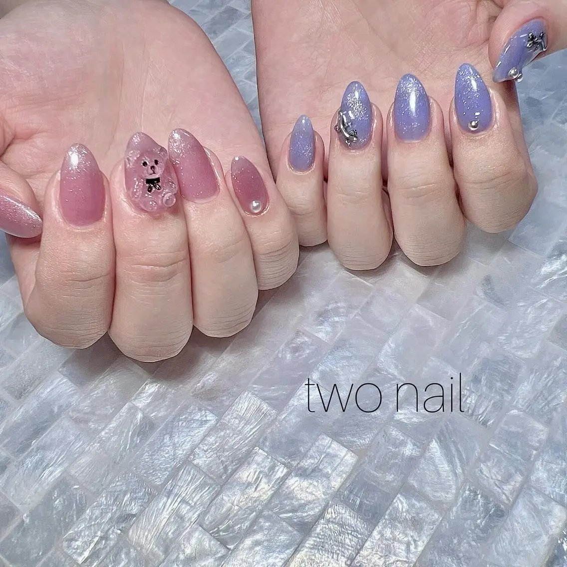 ネイル キラキラネイル マグネットネイル ネイルチップ ホワイト ハンドネイル two nailのネイルデザイン