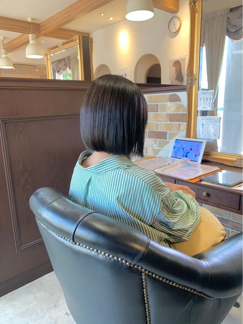ショート 安中 莉椰のヘアスタイル