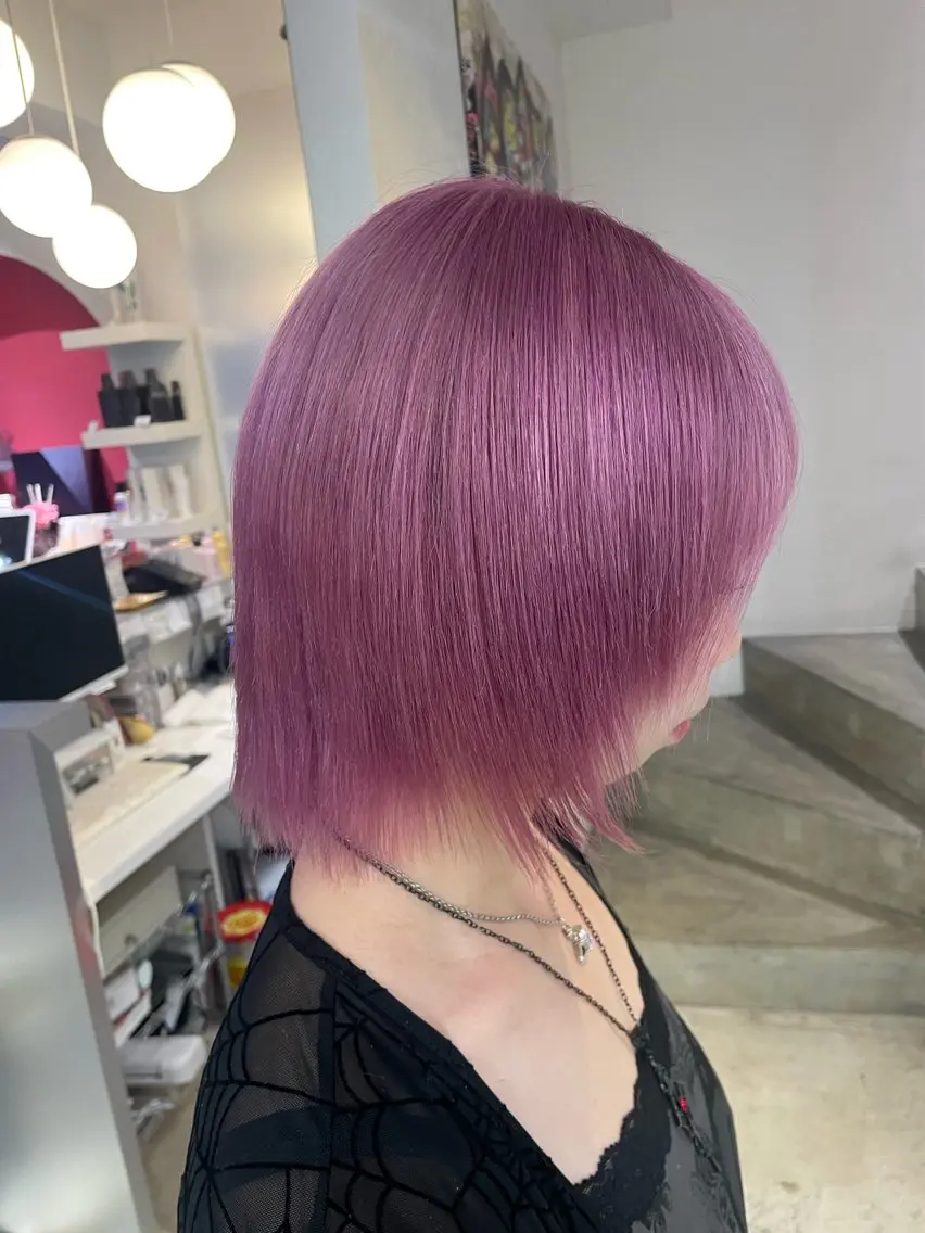 カラー ラベンダーカラー ピンクカラー ピンクラベンダー Mii. 内田萌々のヘアスタイル