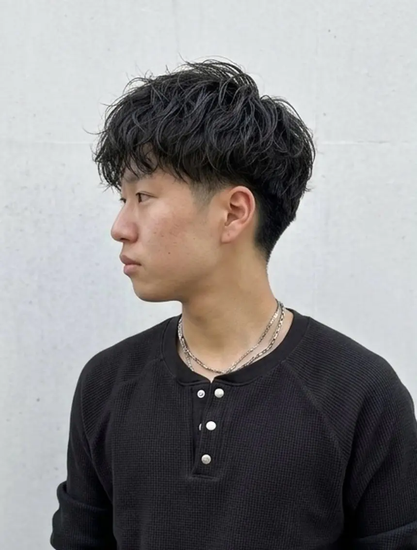 ショート パーマ メンズ メンズパーマ 刈り上げ カット パーマ 大人メンズパーマ /石川瑠青のヘアスタイル