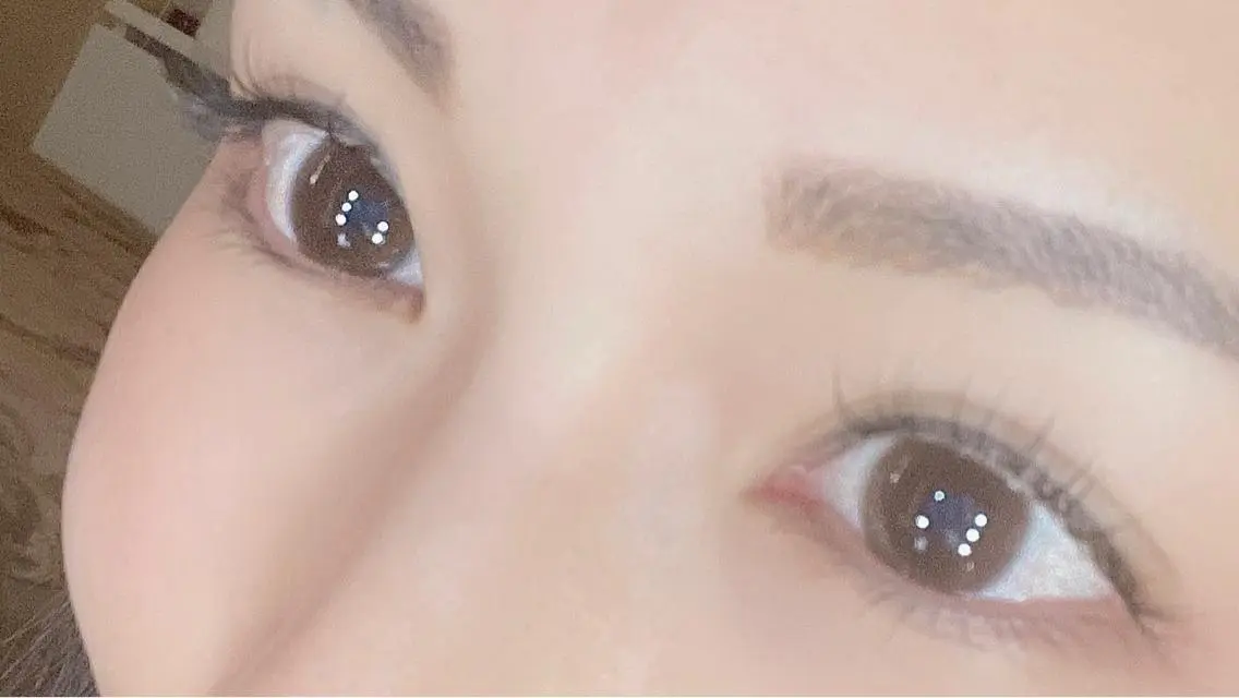 マツエク・マツパ Memezawa Nanaのネイルデザイン