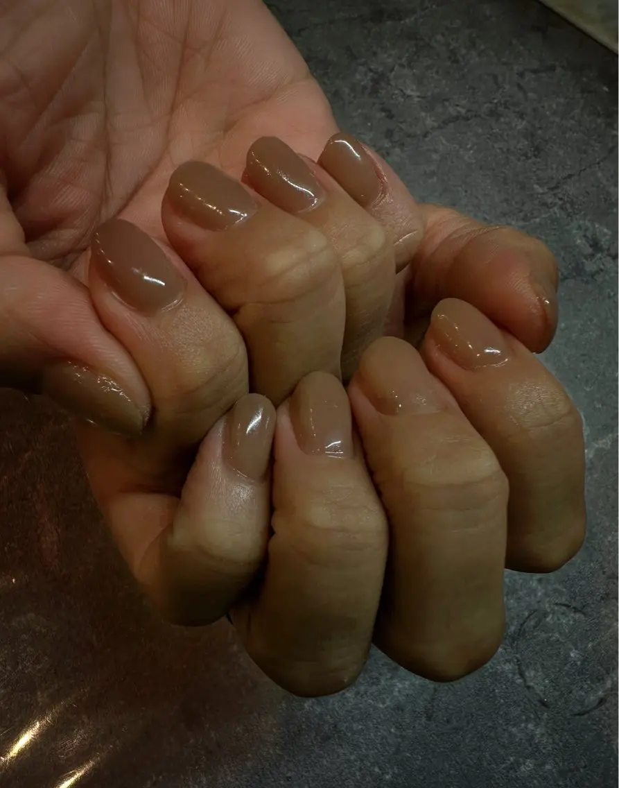 ネイル ブラウン ワンカラーネイル シンプルネイル Sei ｜ cres nailのネイルデザイン