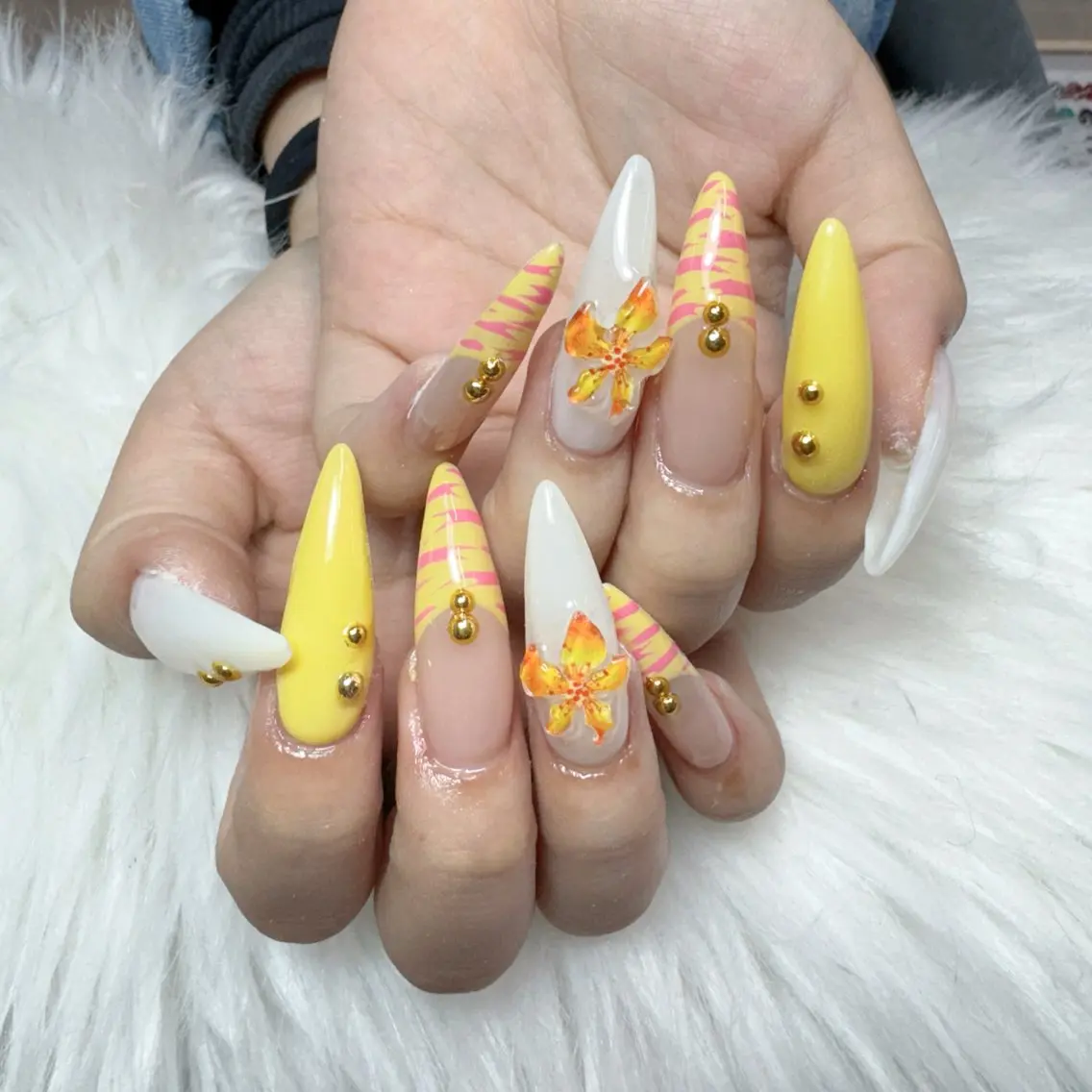 ネイル ハンドネイル 🎀nana🫧 ワンホンネイル🎀のネイルデザイン