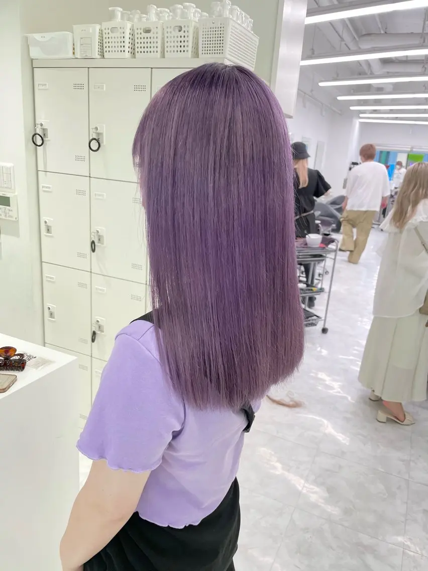 セミロング カラー ヘアカラー 🤍💕ブリーチカラ ーAyaka💕🤍のヘアスタイル