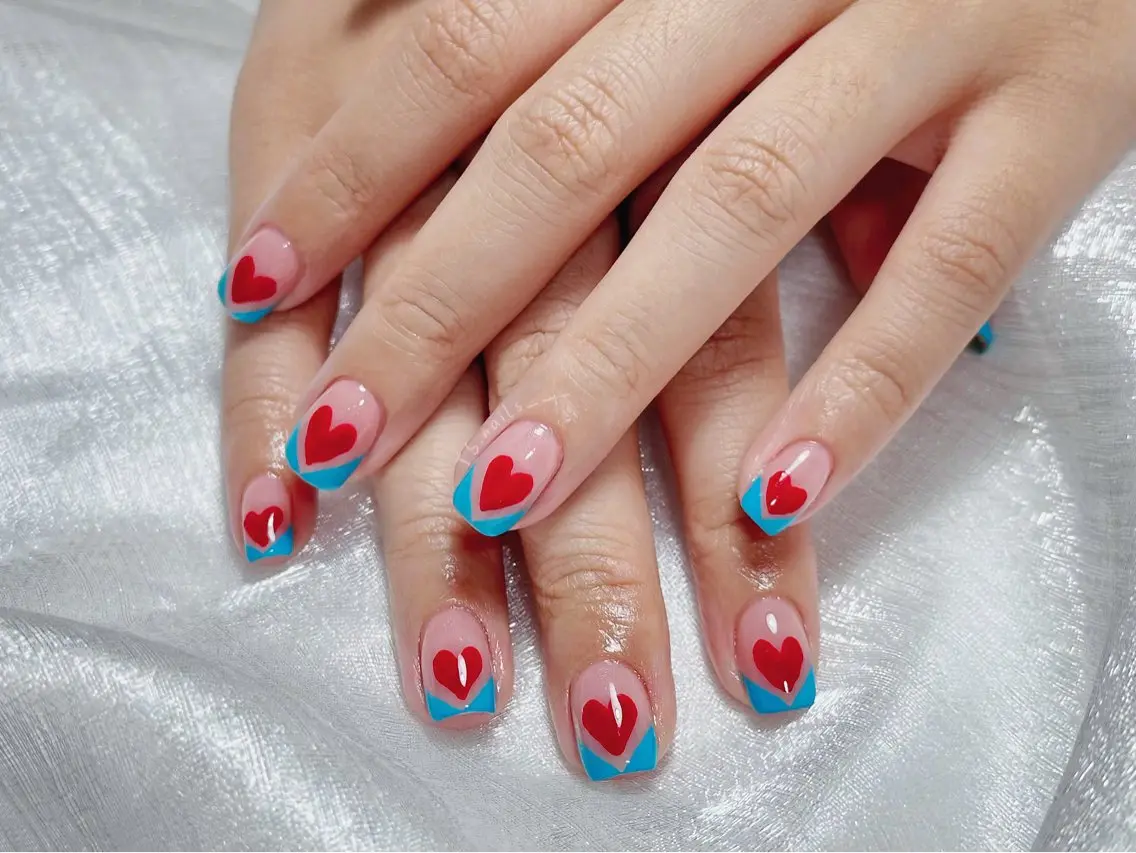 ネイル キラキラネイル マグネットネイル 持ち込み シンプルネイル ハンドネイル フットネイル ハンドケア TS. nails___のネイルデザイン