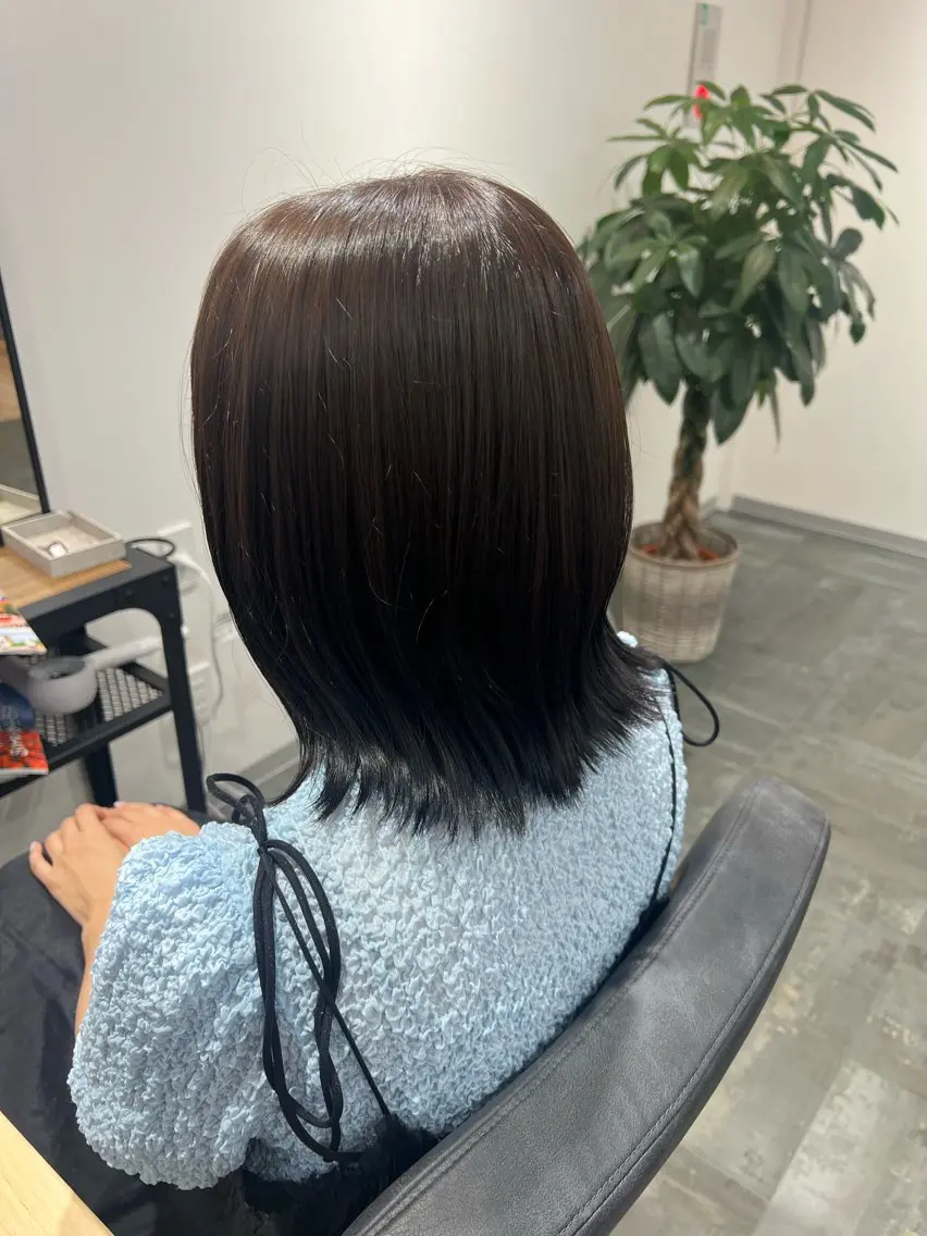 ミディアム カラー 渡辺 リオのヘアスタイル