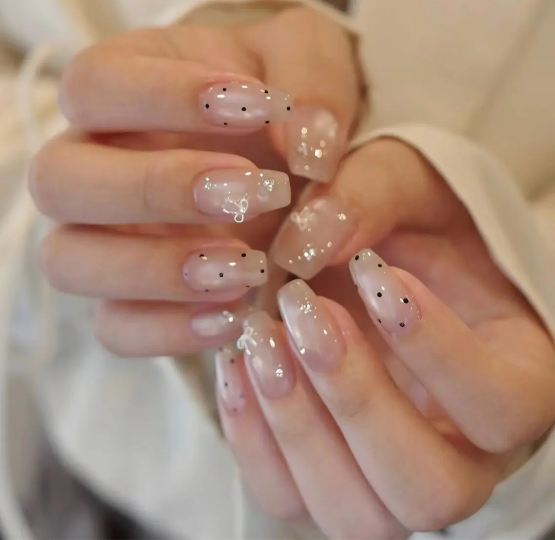 ネイル オーロラネイル べっ甲ネイル チークネイル 成人式 長さ出し ハンドネイル ハンドケア For you. Nail Salonのネイルデザイン