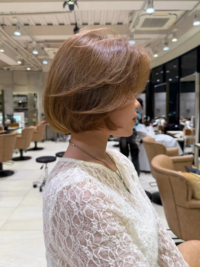 ミディアム カラー ボブ カット 似合わせカット /透明感カラーのヘアスタイル