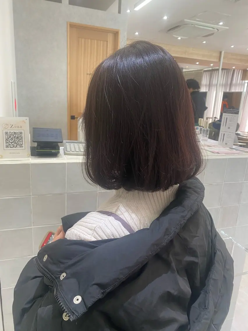ショート ラベンダーブラウン ボブ カット ヘアカラー トリートメント 透明感カラー ボブ ミディアム 齊木勇人のヘアスタイル