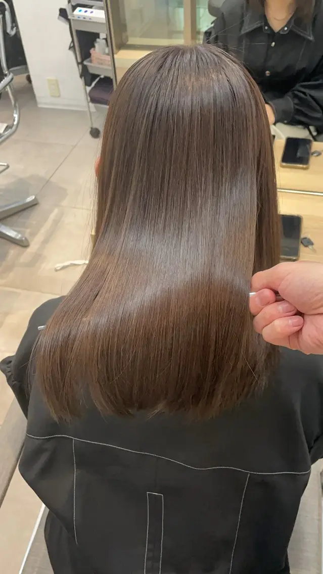 セミロング カラー 髪質改善 ✨髪質改善✨美髪 矯正🫧小泉のヘアスタイル