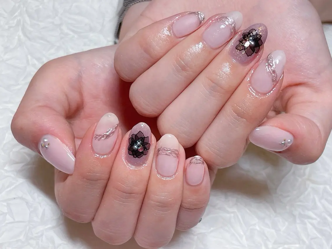 ネイル ハンドネイル ハンドケア 💫ゆか_ Nailartistのネイルデザイン