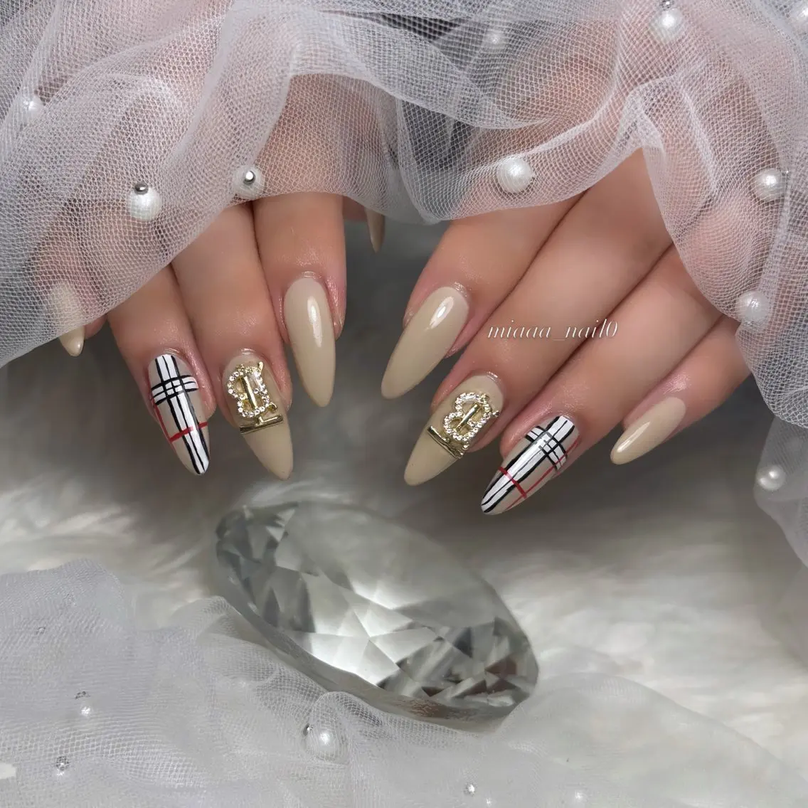 ネイル Mia'nail 👄のネイルデザイン