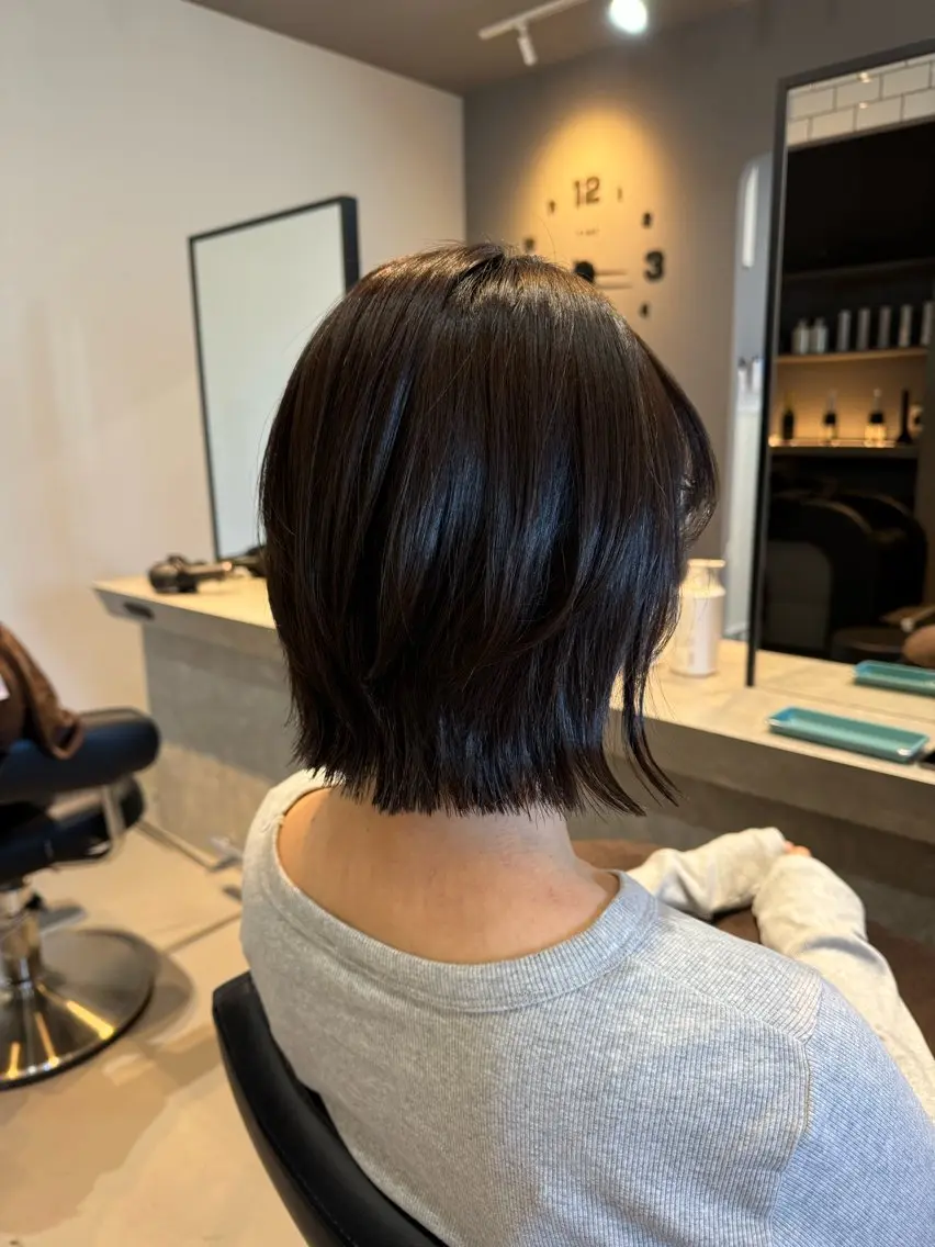 ミディアム ミディアムレイヤー レイヤーカット カット トリートメント 髪質改善×艶カラー Haruのヘアスタイル