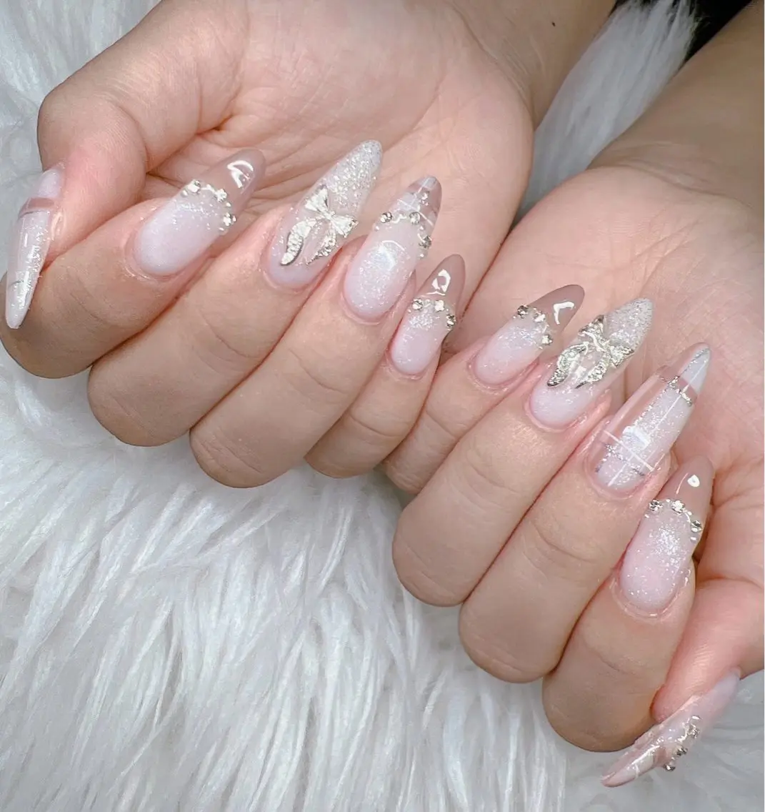 ネイル 長さ出し グラデーション 卒業式 キラキラネイル マグネットネイル ハンドネイル Lee Nailsのネイルデザイン