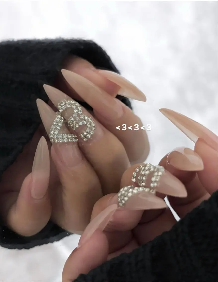 ネイル ハンドネイル mitsuki .のネイルデザイン
