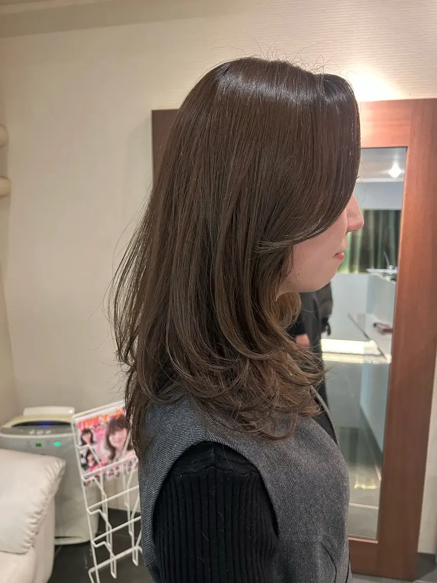 ロング カラー ヘアアレンジ レイヤーカット カット ヘアカラー トリートメント チーフデザイナー 若林　麻衣のヘアスタイル