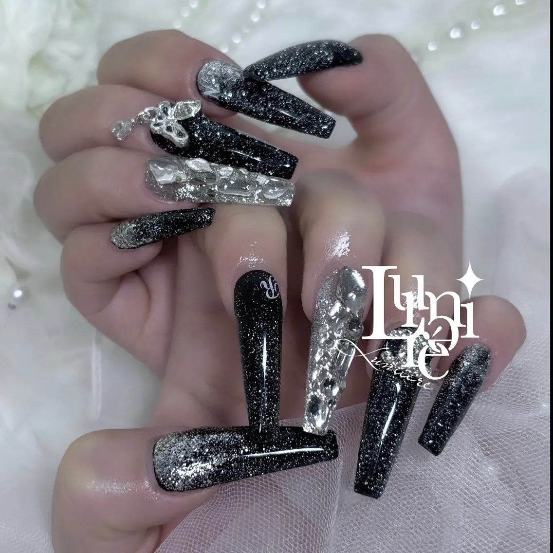 ネイル ハンドネイル Lumière｜ ロング｜ワンホンのネイルデザイン