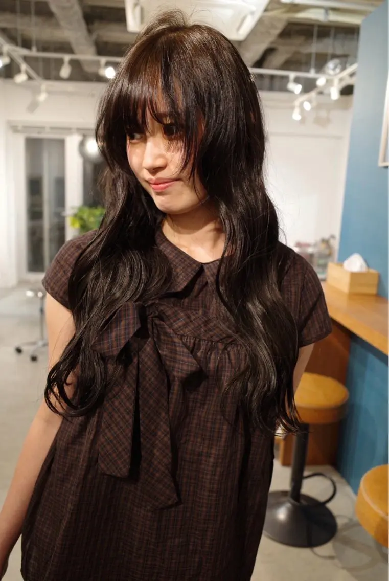 ロング カラー ヘアカラー 池田 柑美のヘアスタイル