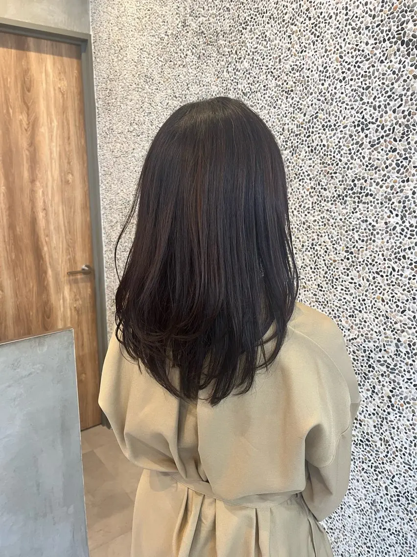セミロング レイヤーカット 🐣無料カット🐣 こばやし なおのヘアスタイル