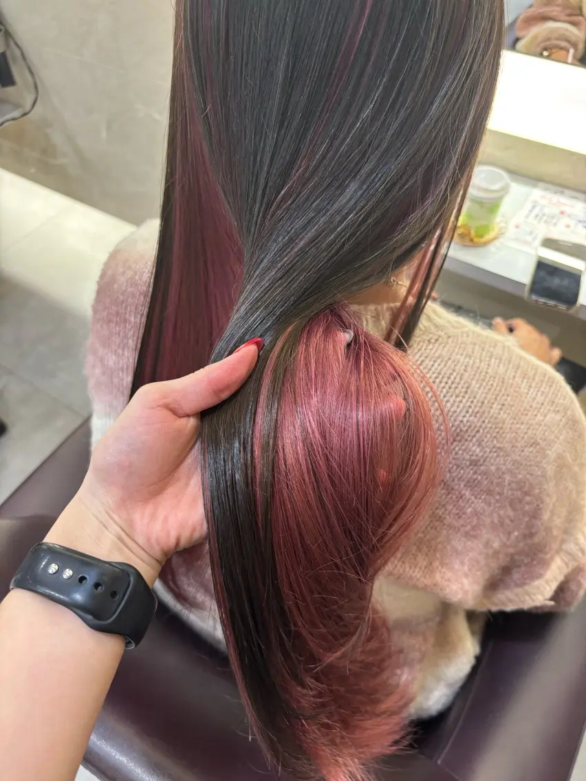 🍒顔周りカット+インナーカラー+前処理TR+マーブ🍒の写真