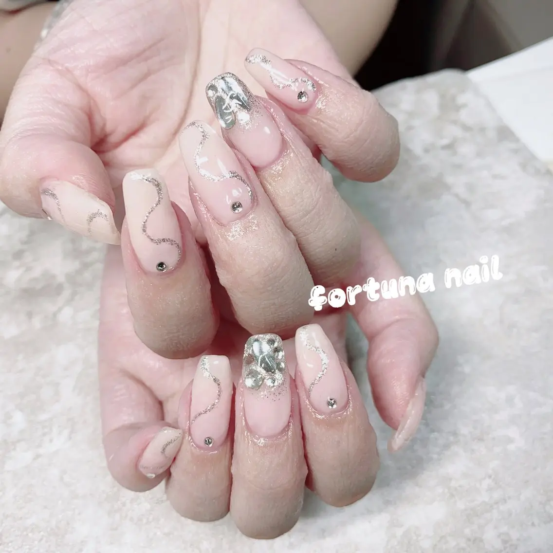 ネイル Nail •Head スパFortunaのネイルデザイン
