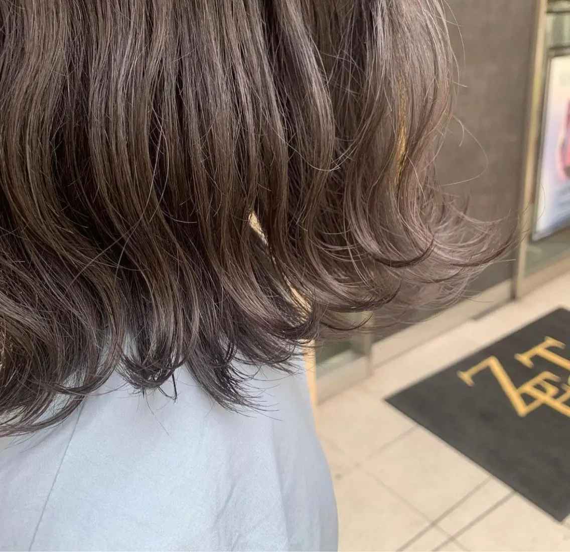 ミディアム zest kalonのヘアスタイル