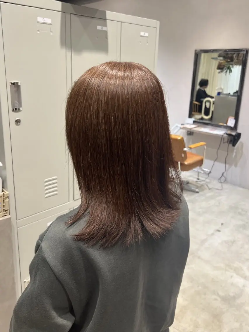 ミディアム カラー ベージュカラー 亀田 幸美のヘアスタイル