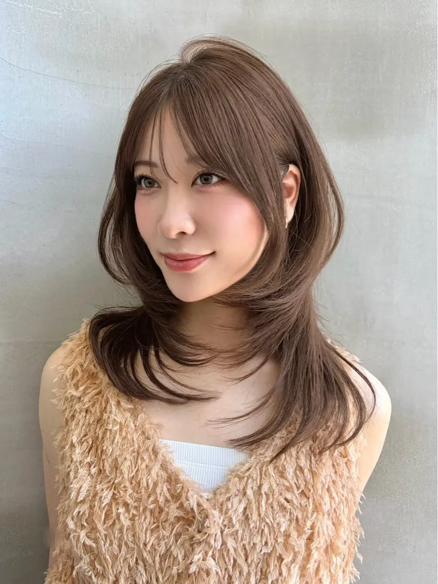 セミロング カット ヘアカラー トリートメント 大宮🤍縮毛矯正 レイヤー🪽なるのヘアスタイル