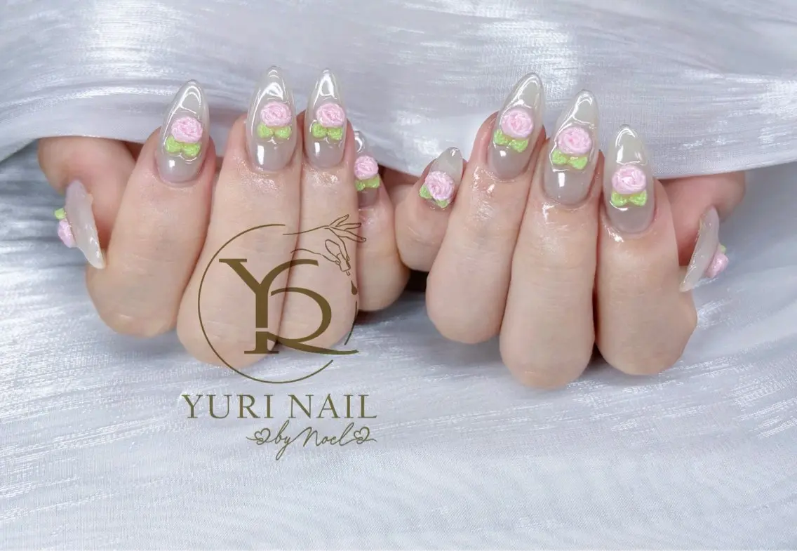 ネイル チークネイル フットネイル フレンチネイル グラデーション キラキラネイル ハンドネイル フットネイル ハンドケア YURI Nail Funabashiのネイルデザイン