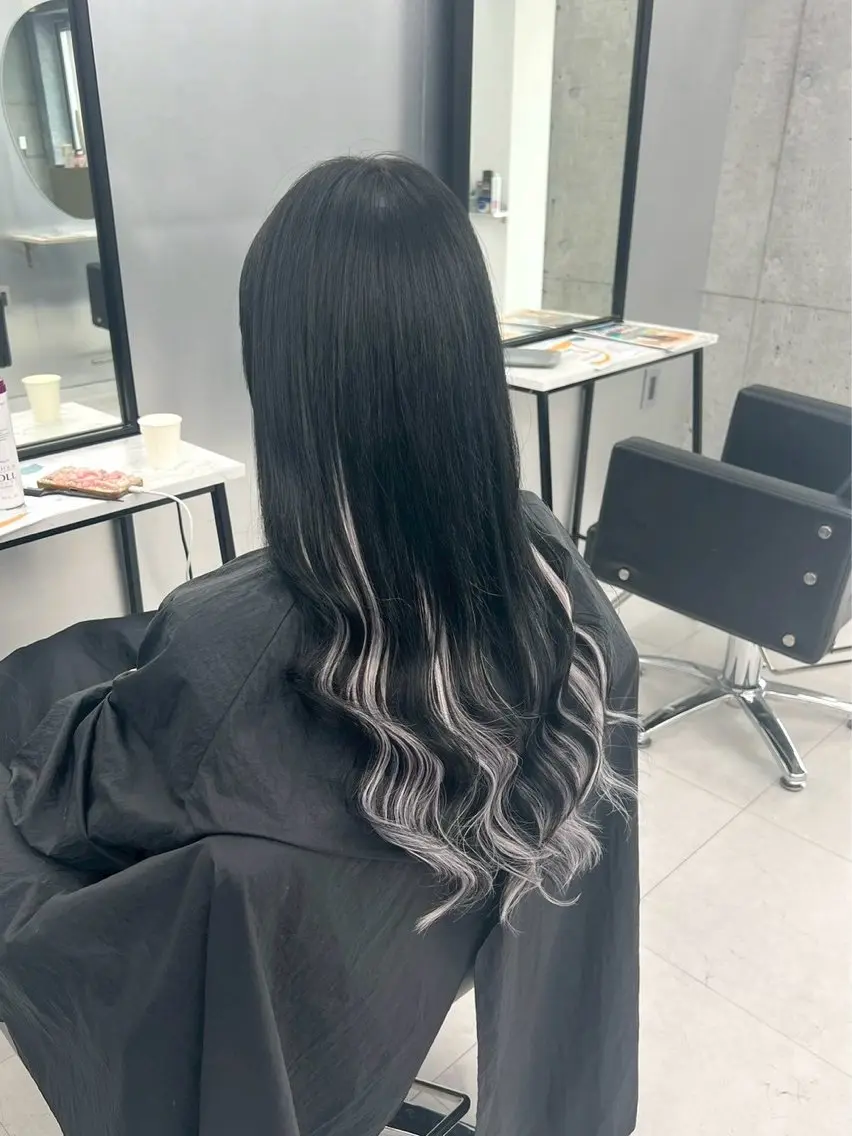 ロング 🦋ハイトーン×ア レンジ💫Leenaのヘアスタイル