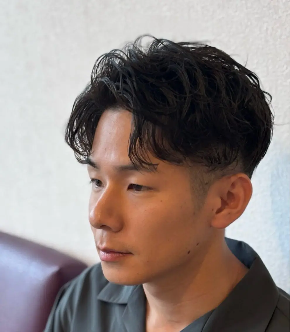 ショート パーマ メンズ 榊原 貫太のヘアスタイル
