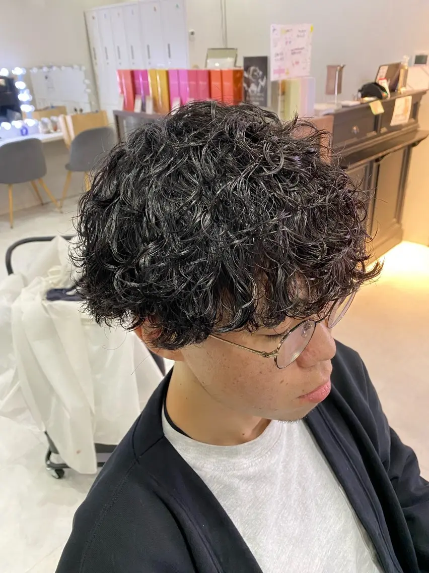 ミディアム パーマ メンズ カット パーマ 🟣メンズパーマ 川端 永遠🟣のヘアスタイル