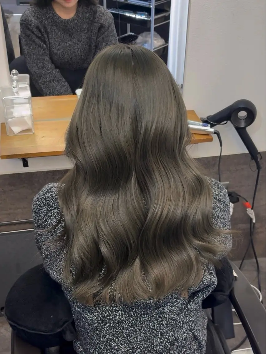 カラー ブリーチ 透明感カラー ブリーチなしカラー ヘアカラー 🩵福岡ブリーチなし レイヤー/紫音🩵のヘアスタイル