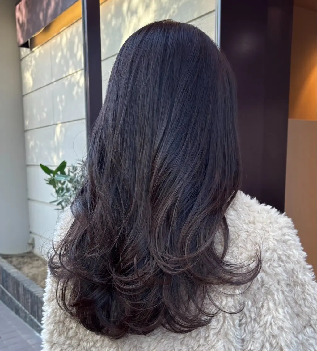 ミディアム カラー アディクシーカラー アッシュ ベージュカラー 透明感カラー グレージュ カット ヘアカラー トリートメント やまぐち もえかのヘアスタイル