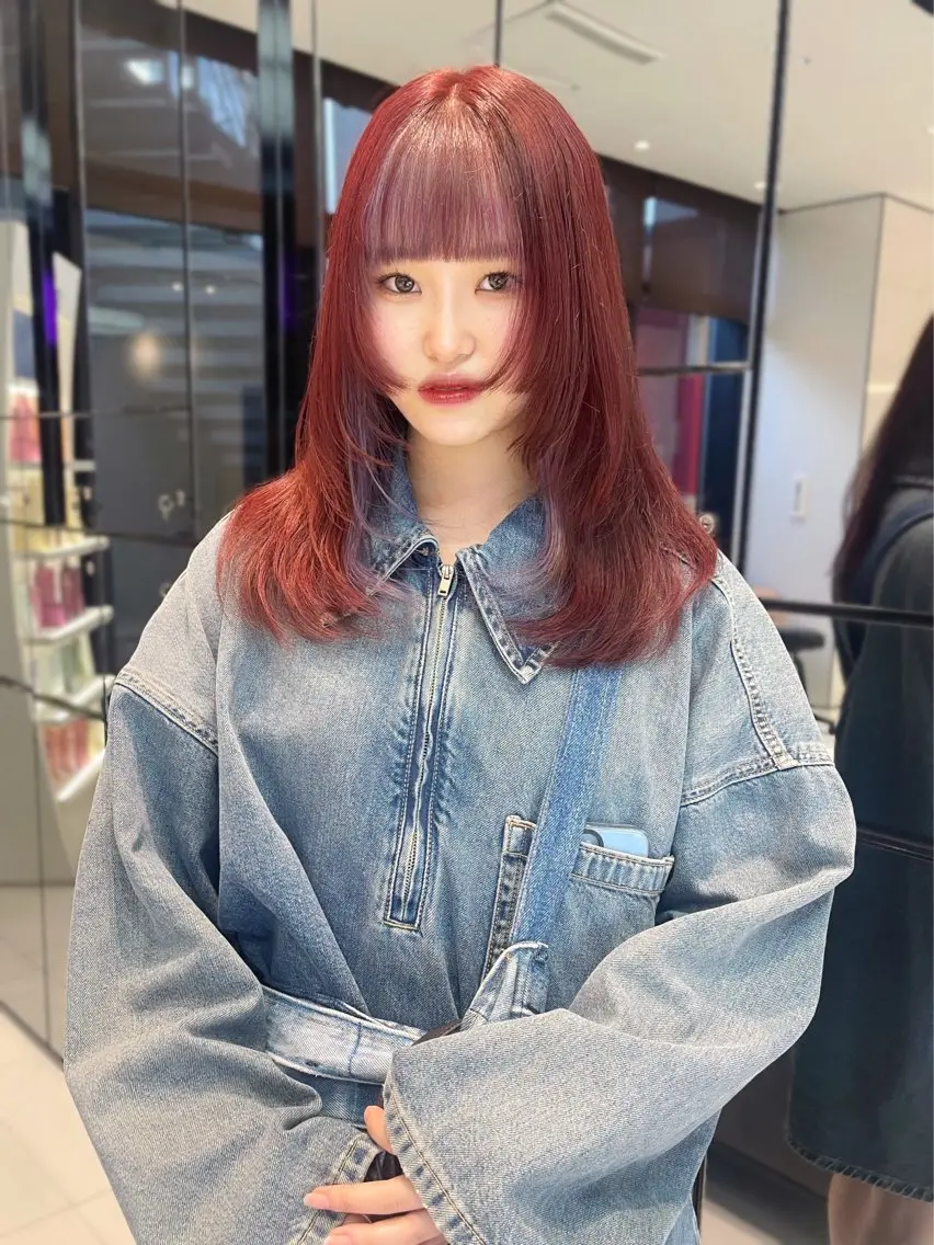 セミロング カラー デザインカラー ラベンダーカラー レッドカラー レイヤーカット 【韓国❤️海外ヘア】 AYAKAのヘアスタイル